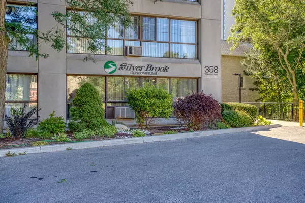 Guelph, ON N1H 7Y3,358 Waterloo AVE #708