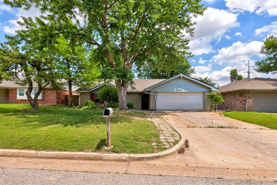 7908 Wilshire Hills Drive, Oklahoma City, OK 73132