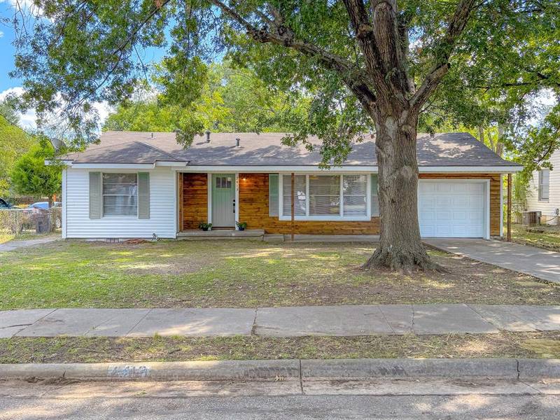 2413 W 8th Avenue, Corsicana, TX 75110