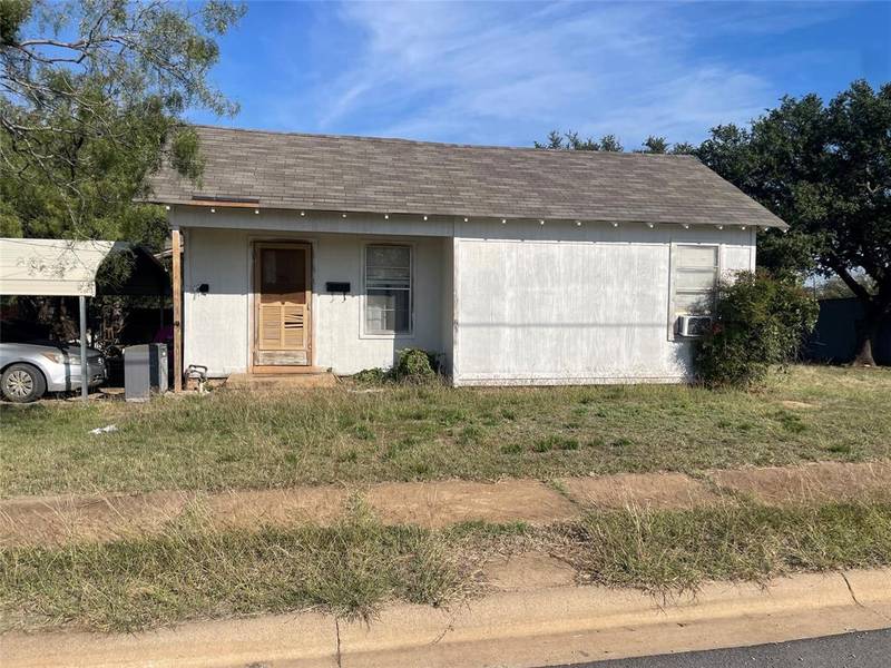 810 W Elliott Street, Breckenridge, TX 76424