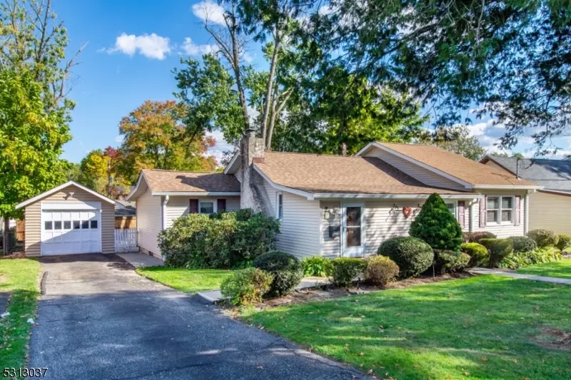 26 Mohawk Ave, Parsippany-troy Hills Twp., NJ 07034