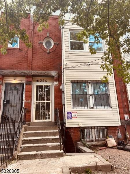 244 6th Ave W #2, Newark City, NJ 07107