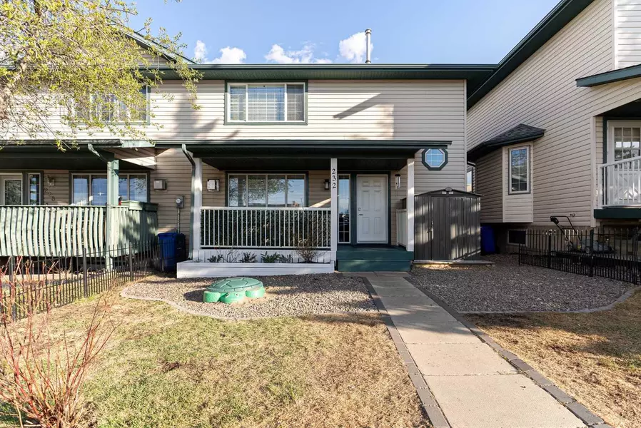 232 Sitka DR, Fort Mcmurray, AB T9H 5C9