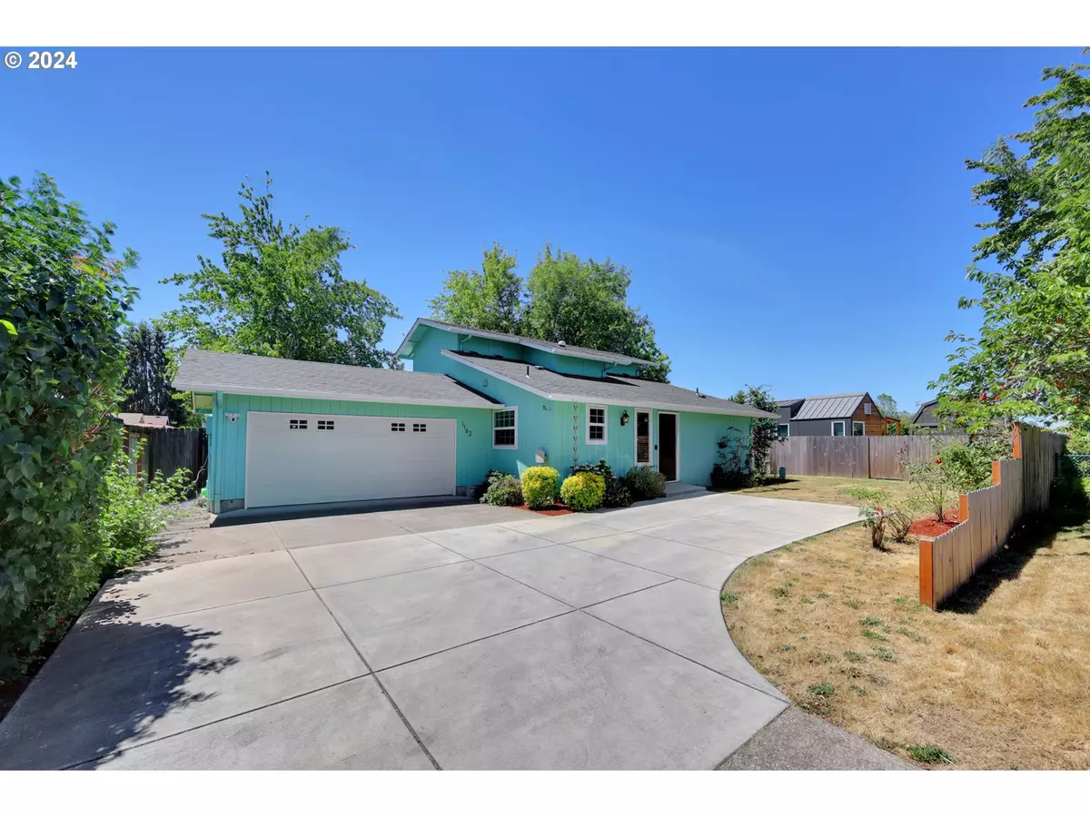 Eugene, OR 97401,1162 LORELLA AVE