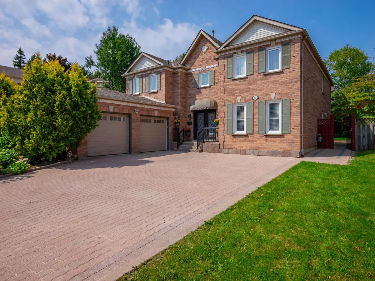 Richmond Hill, ON L4C 7W9,53 Highgrove CRES