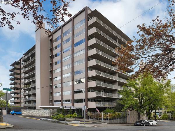 2323 SW PARK PL #302, Portland, OR 97205