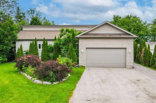 Kawartha Lakes, ON K0M 2C0,31 Shelley DR