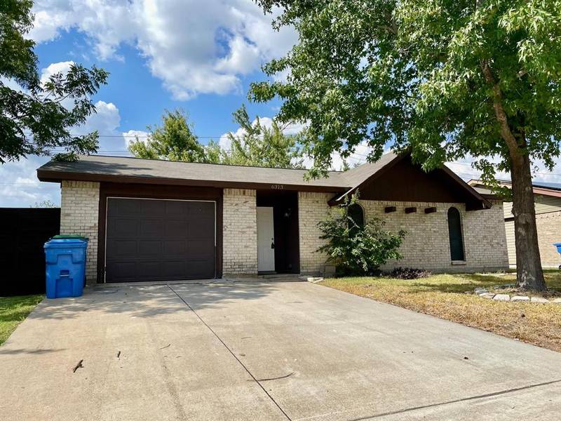 6313 Locust Street, Rowlett, TX 75089