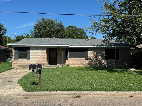 508 N Jordan Street, Whitesboro, TX 76273