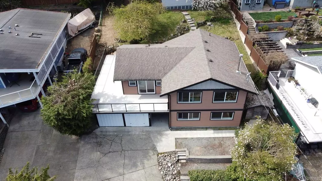 138 Arbutus Cres, Ladysmith, BC V9G 1T8