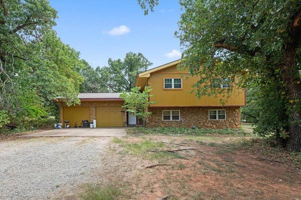 1605 Olison Turn Trail, Guthrie, OK 73044