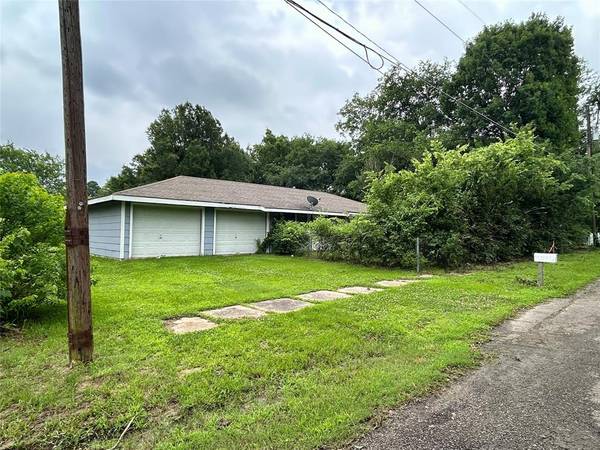 615 Faucett Street,  Blossom,  TX 75416