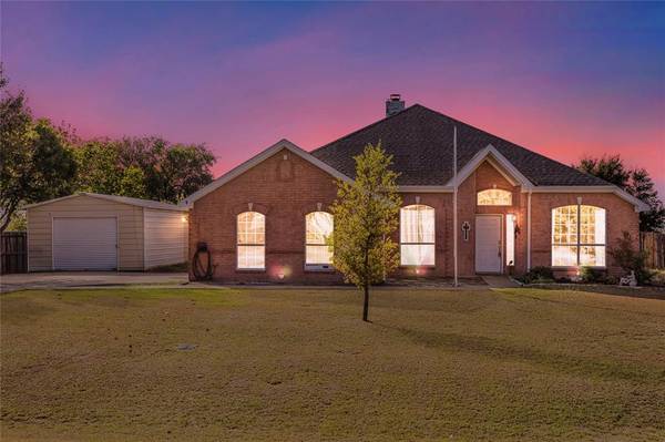 730 Mason Lane, Waxahachie, TX 75167