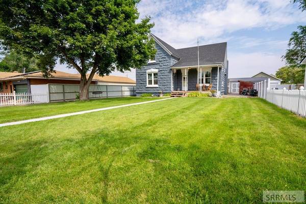 5367 E Steele Avenue, Iona, ID 83427