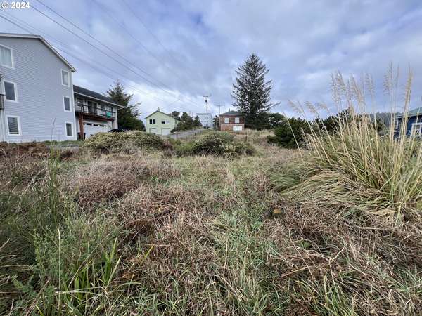 Port Orford, OR 97465,440 5TH ST