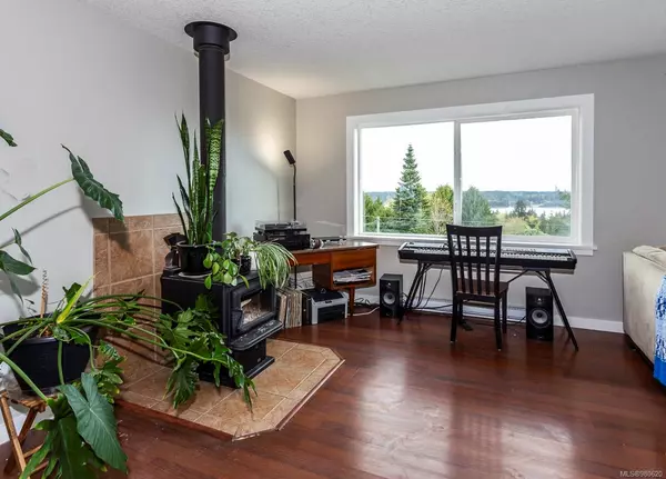 Ladysmith, BC V9G 1T8,138 Arbutus Cres