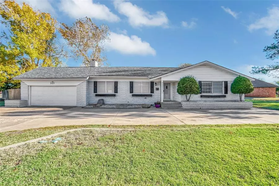 317 S Cardinal Circle, Altus, OK 73521