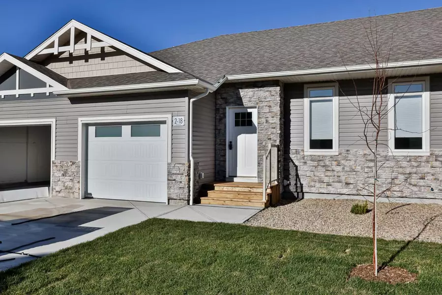 18 Riverford Close W #2, Lethbridge, AB T1K 8K8