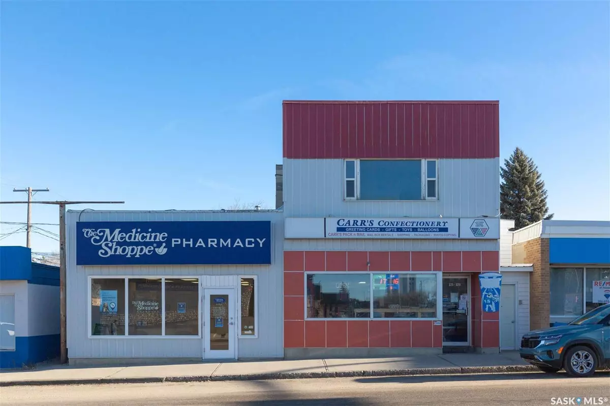 Moose Jaw, SK S6H 5V3,325 & 329 4th AVENUE SW