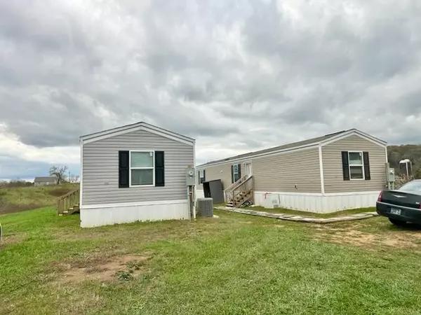 Sparta, TN 38583,00 Loyalty Ln