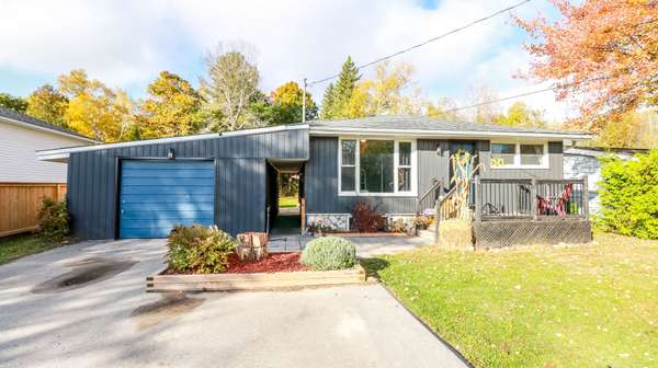 2208 Willard AVE,  Innisfil,  ON L9S 2C1