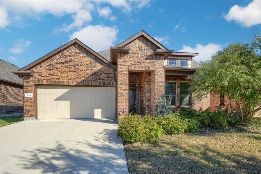 936 Meadows Drive, Argyle, TX 76226