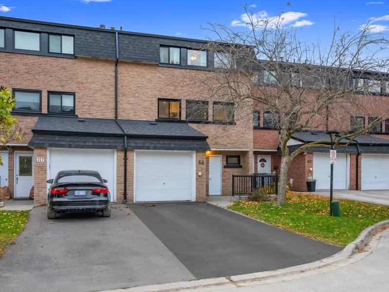 64 Poplar CRES #47, Aurora, ON L4G 3L3