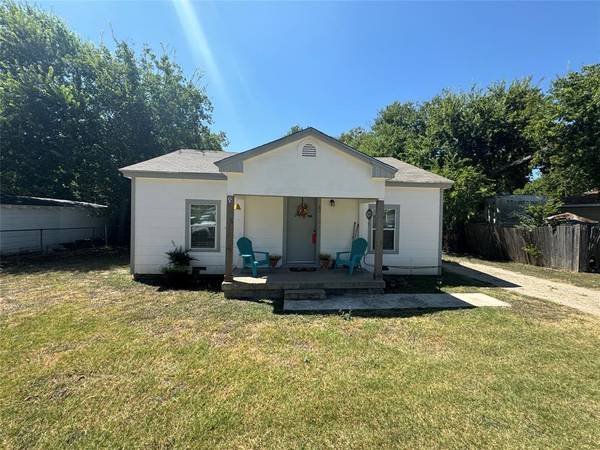 9113 Oels Street, White Settlement, TX 76108