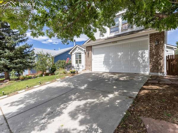 2070 Springcrest RD, Colorado Springs, CO 80920