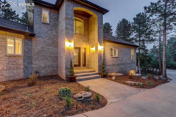 6517 Perry Park BLVD, Larkspur, CO 80118