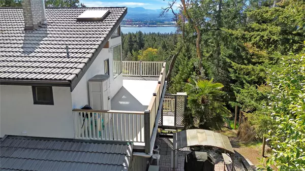 Gabriola Island, BC V0R 1X2,1059 Pat Burns Ave