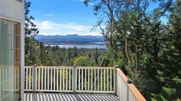 Gabriola Island, BC V0R 1X2,1059 Pat Burns Ave