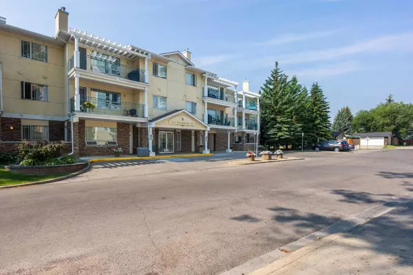 2144 Paliswood RD Southwest #119, Calgary, AB T2V 5K2