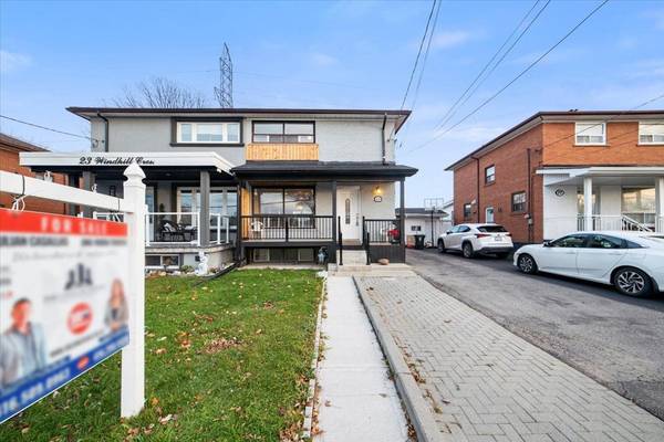 Toronto W05, ON M9M 1Y1,25 Windhill CRES