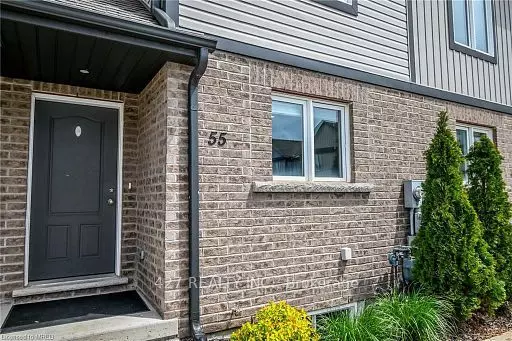 Niagara Falls, ON L2H 3P9,7768 Ascot CIR W #55