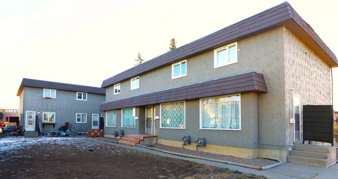 228, 230 Mayor Magrath DR North, Lethbridge, AB T1H 3P8