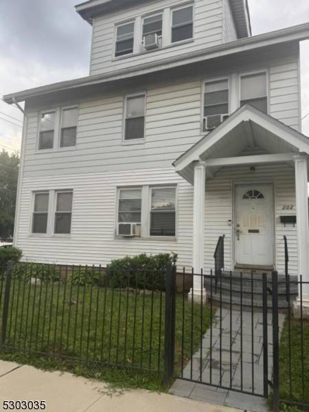 202 Goldsmith Ave,  Newark City,  NJ 07112