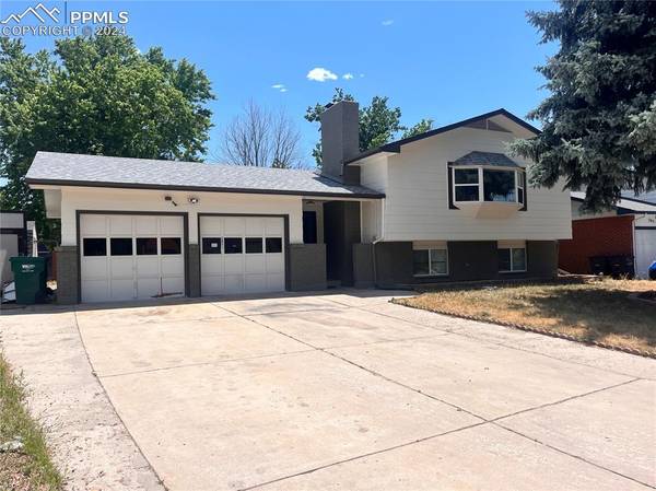 495 Dexter ST, Colorado Springs, CO 80911