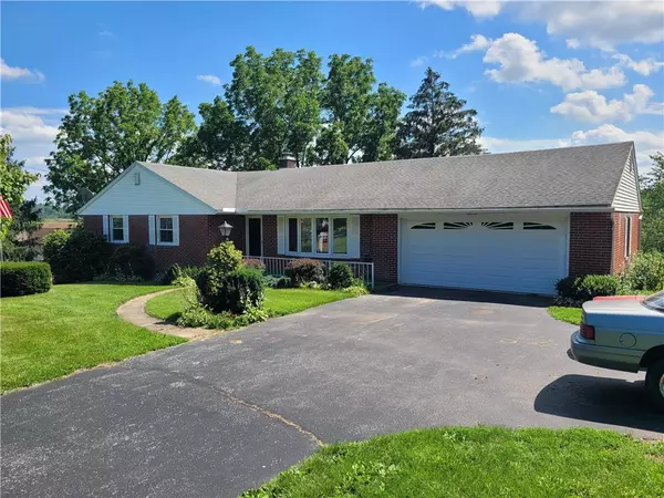 14 Lenape, Washington Twp, PA 19504