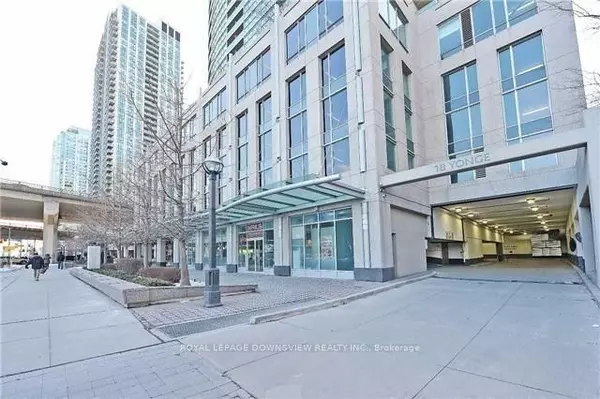 18 Yonge ST #3908, Toronto C01, ON M5E 1R4