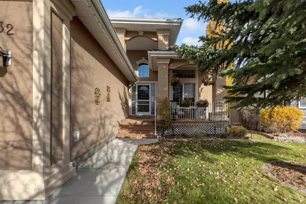 Calgary, AB T3B 5T5,32 Valley Ponds PL Northwest