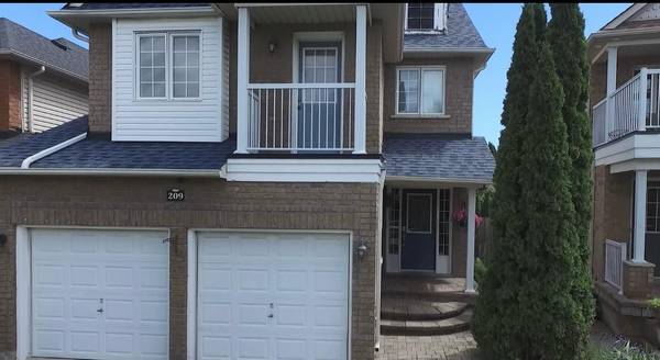 209 Madden PL, Clarington, ON L1C 5K4