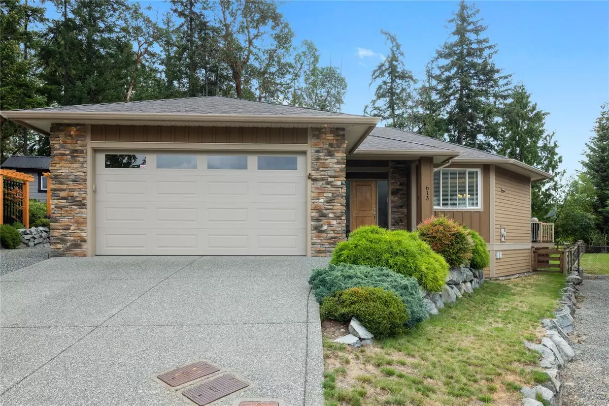 Ladysmith, BC V9G 2C5,613 Steele Pl