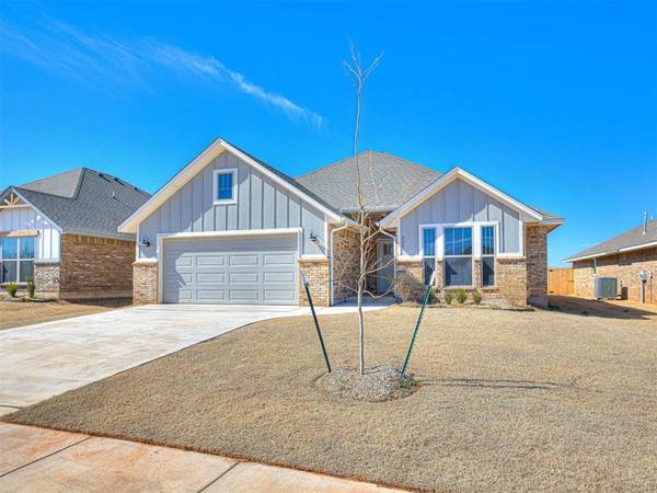 623 Hackberry Lane, Washington, OK 73093