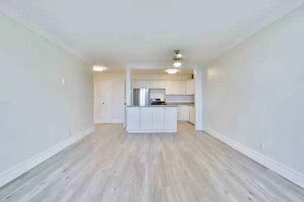 2 Grove ST E #45, Barrie, ON L4M 2N5