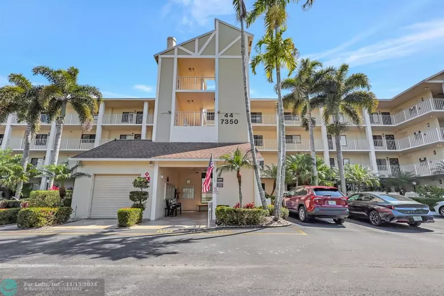 7350 Kinghurst Dr  #402, Delray Beach, FL 33446