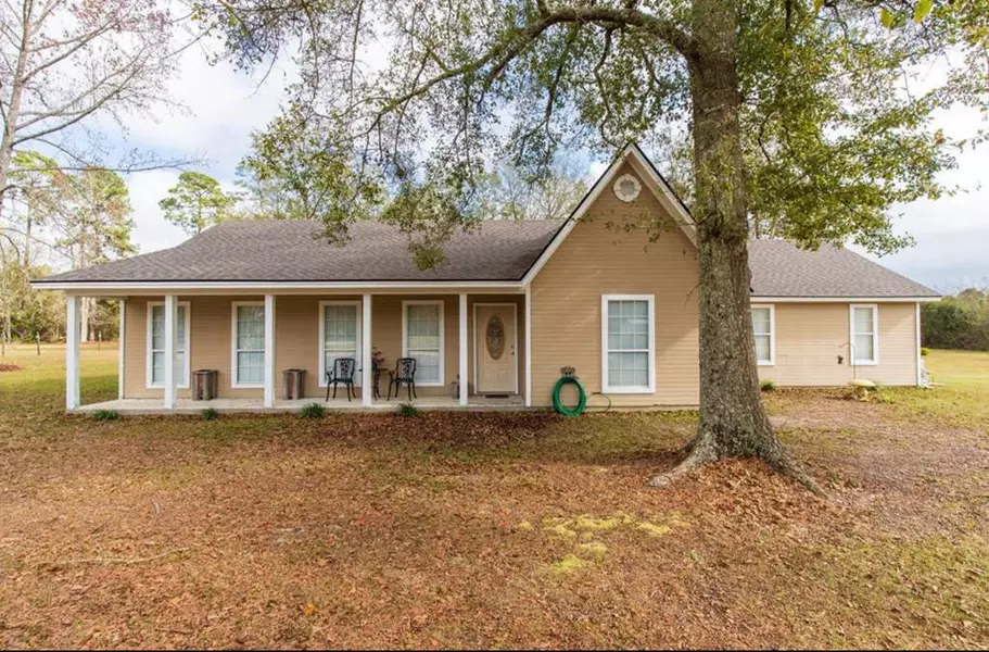 53 Wilburn, Ray City, GA 31645