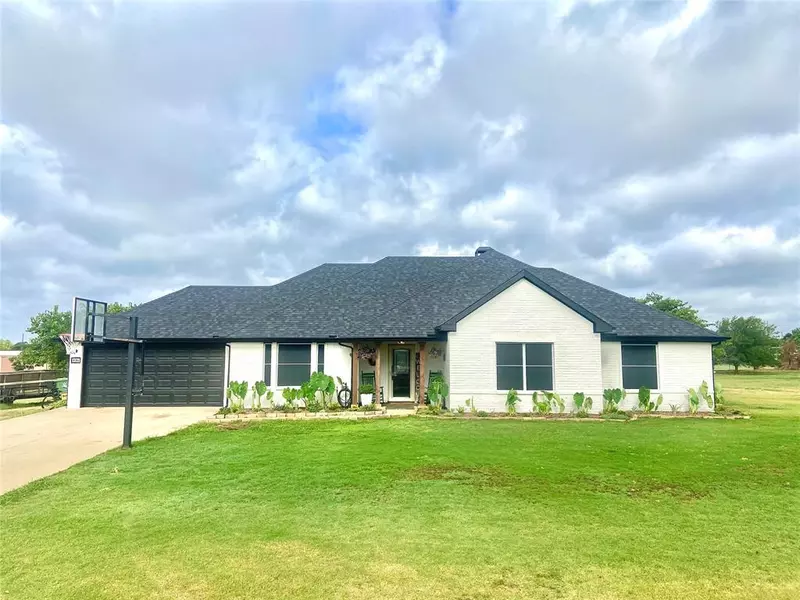 836 Sherry Lane S, Krugerville, TX 76227