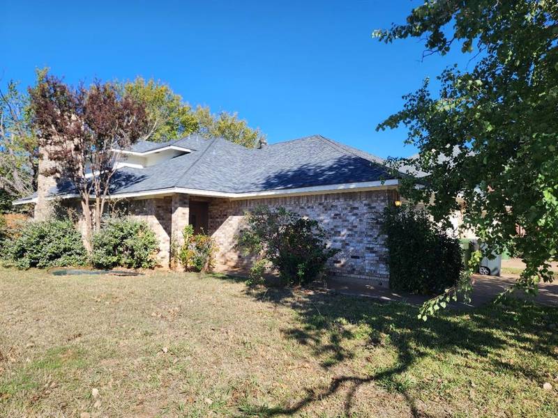 806 Betty Court, Hurst, TX 76053