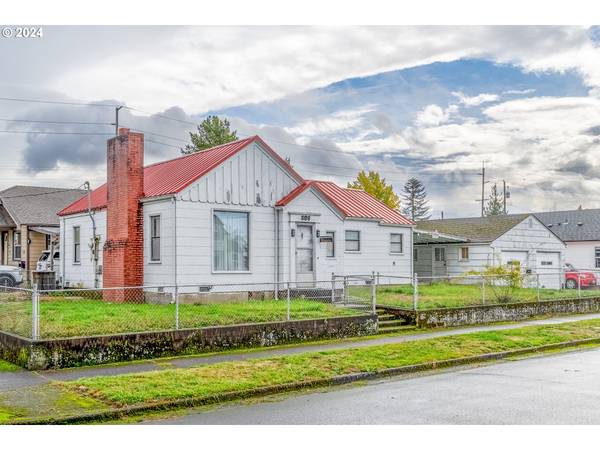 Kelso, WA 98626,808 N 6TH AVE